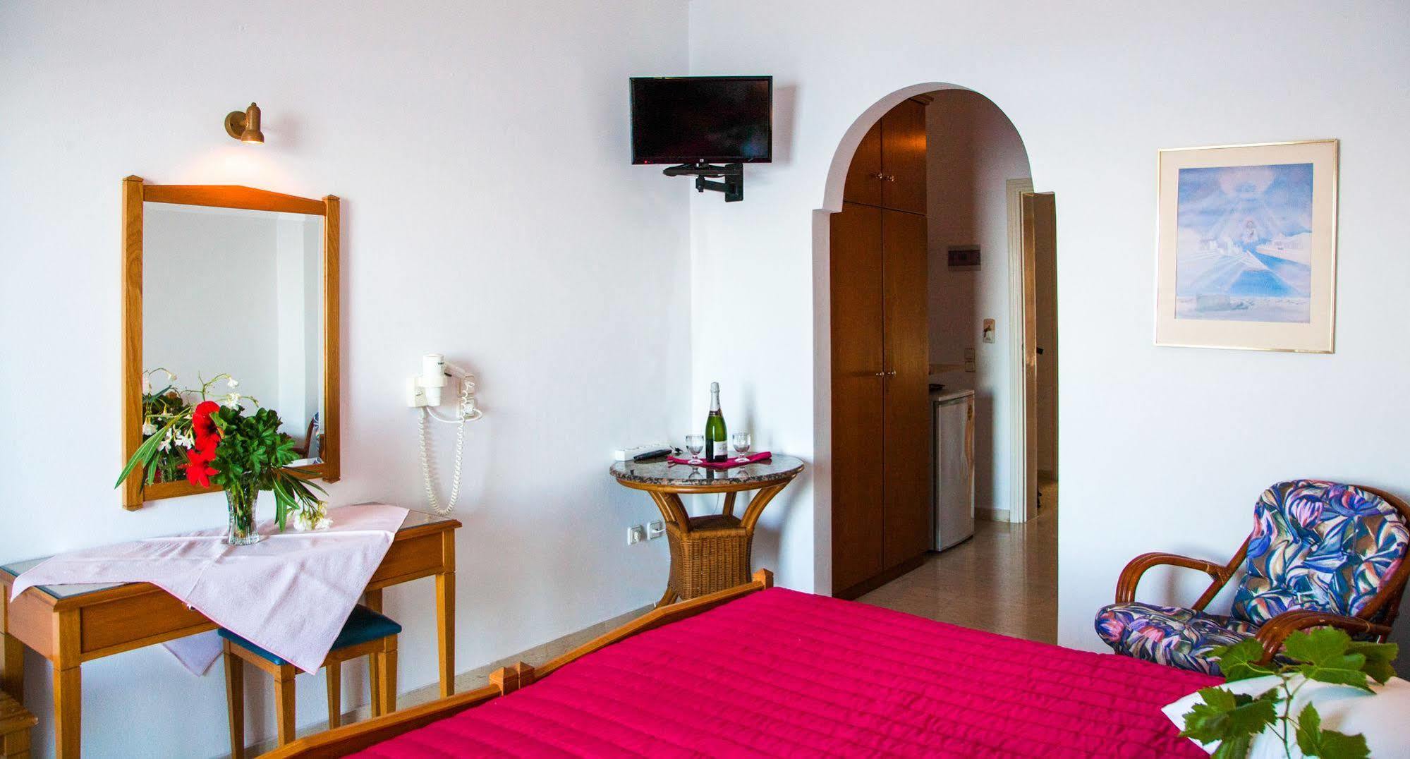 Irini'S Rooms Fteoura Kamári Exteriér fotografie
