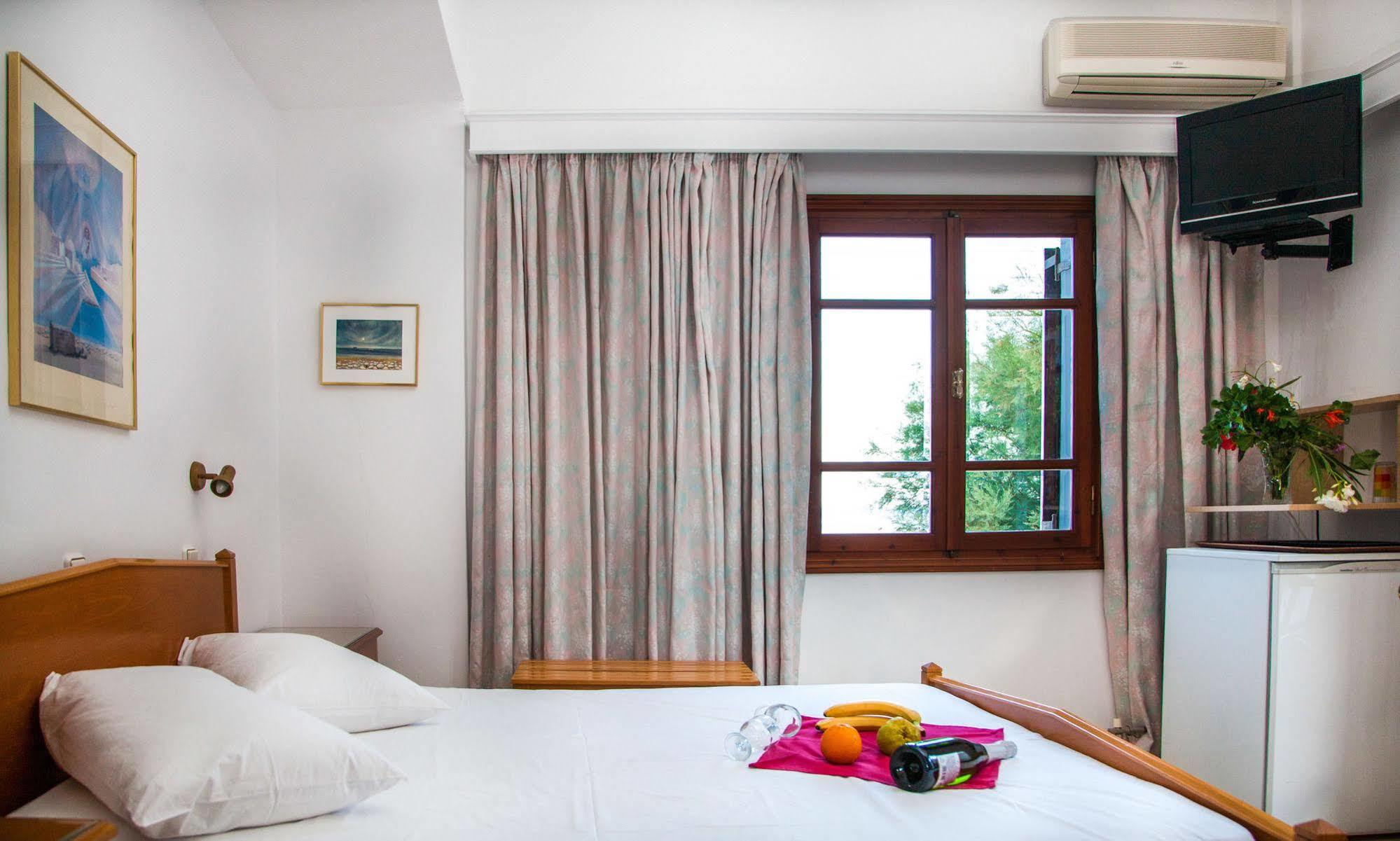 Irini'S Rooms Fteoura Kamári Exteriér fotografie